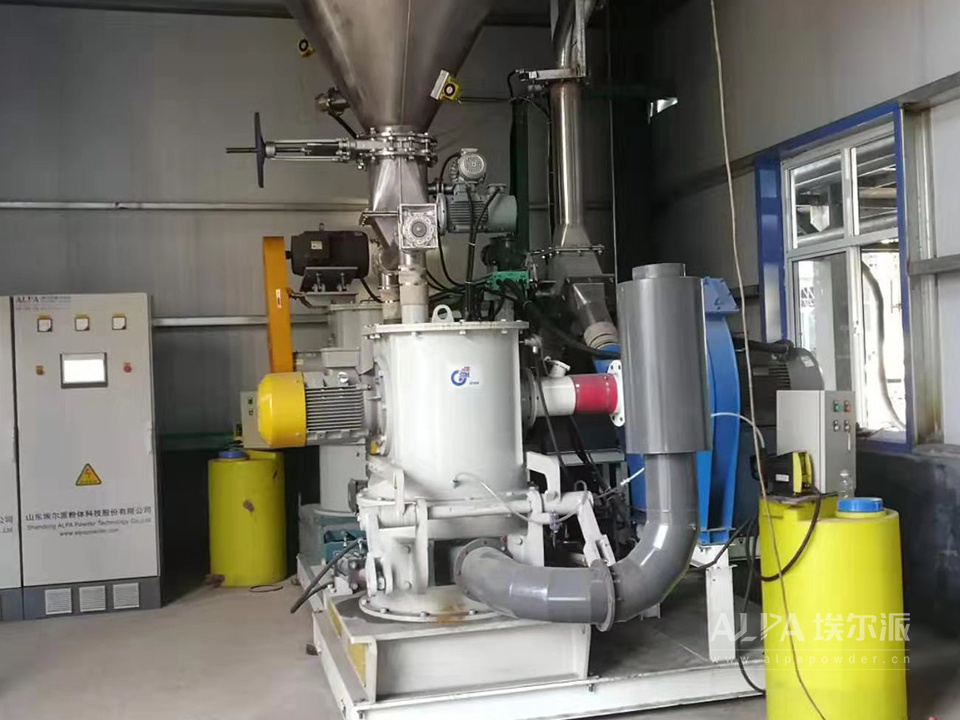 TSM<a href=http://m.sbbmz.cn/chanpin/144.html target=_blank class=infotextkey><a href=http://m.sbbmz.cn/chanpin/145.html target=_blank class=infotextkey>小苏打</a></a>粉碎机设备实例图